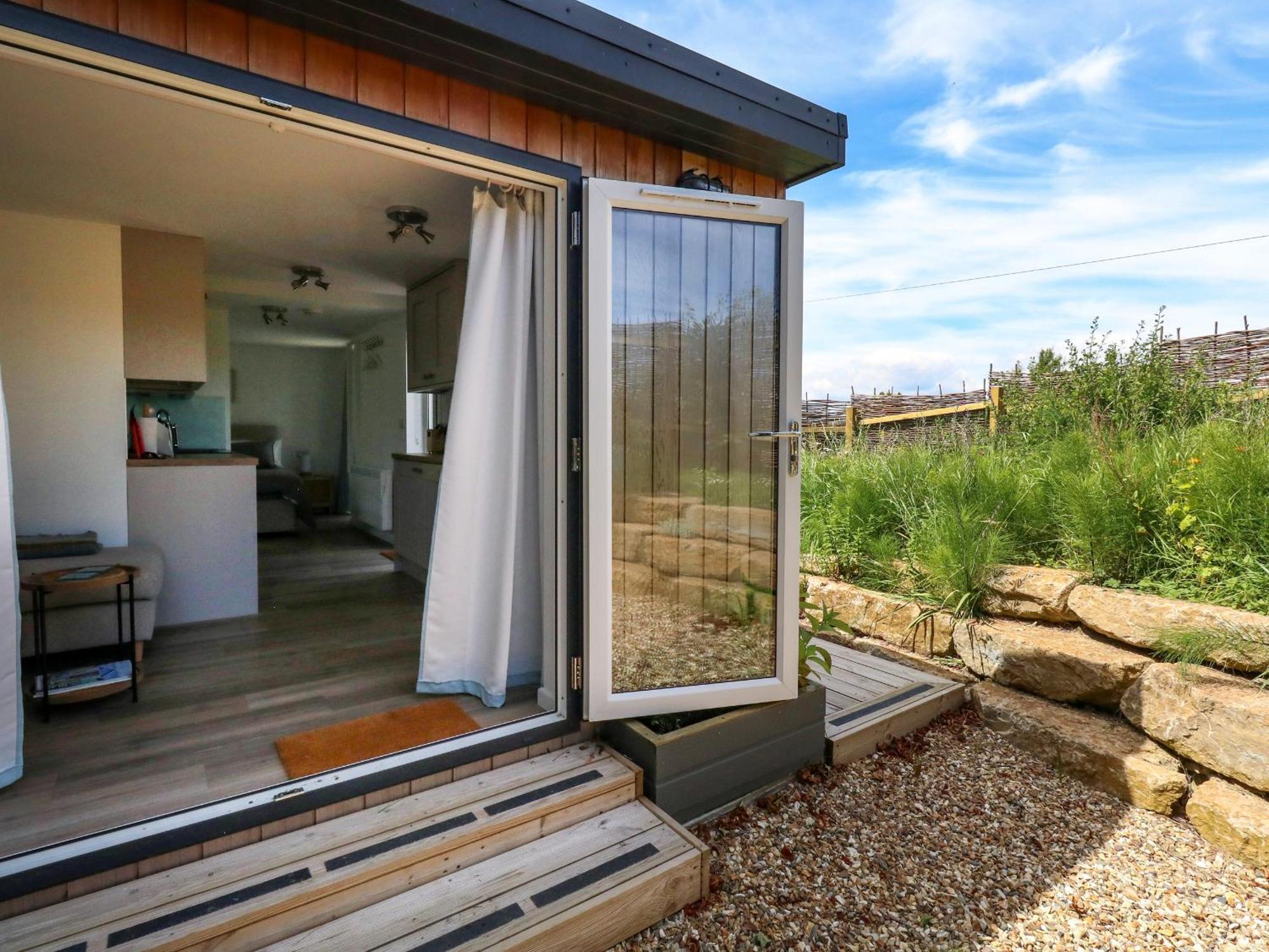The Cabin Swanage Exterior photo